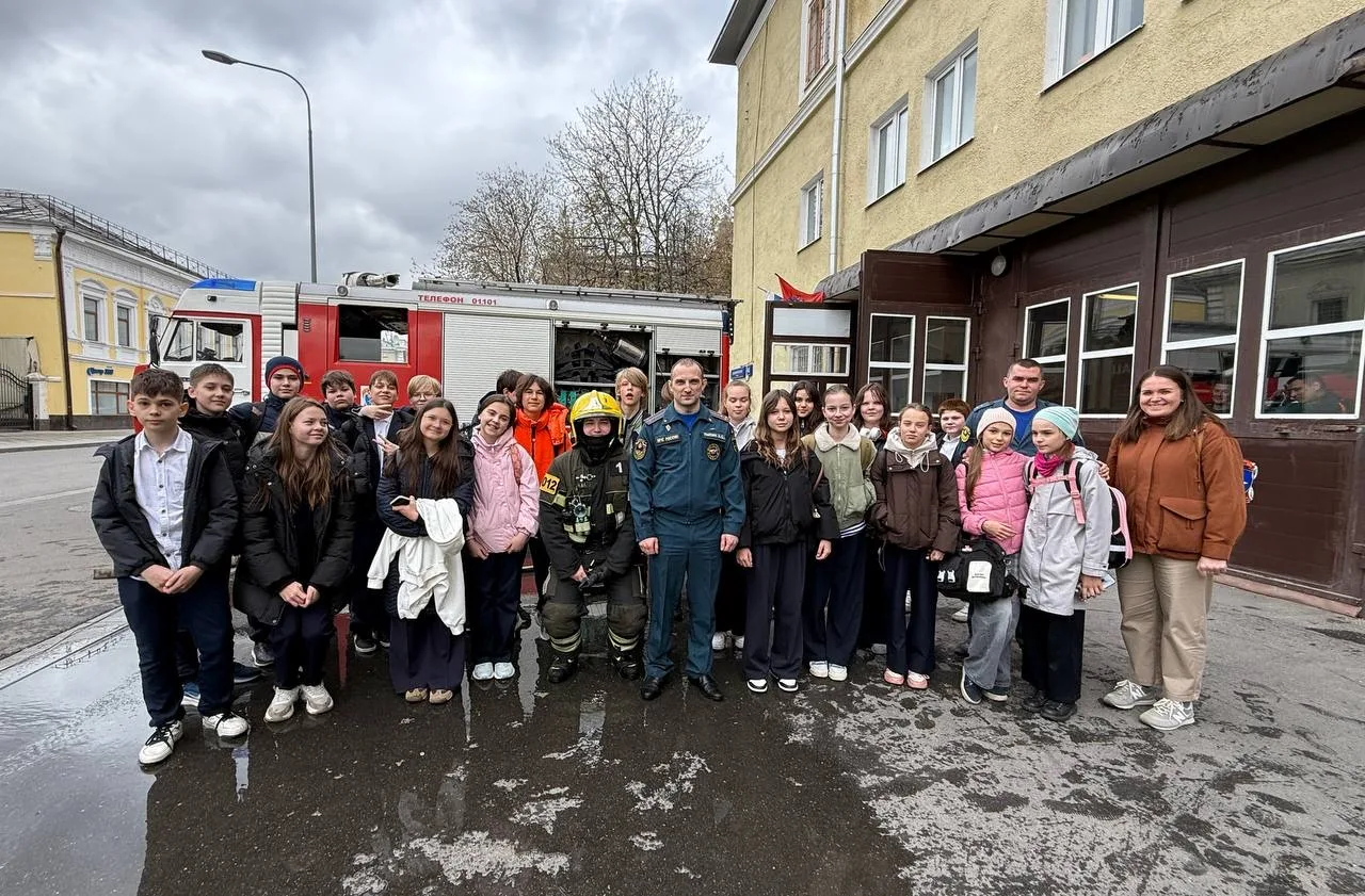 🚨Знакомство с героической профессией  Сегодня, в рамках недели профориентации, ученики 6 «Б» класса 