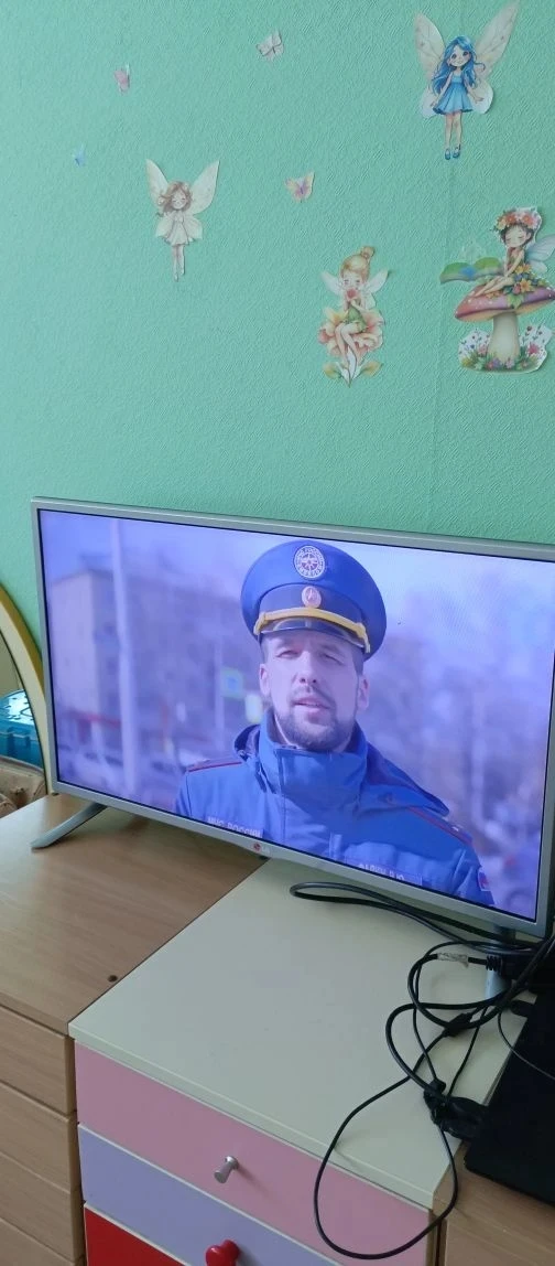 Сегодня ребята средней группы просмотрели видеоролик об угрозе беспилотной атаки и полу...