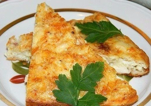 Легкая запеканка из куриной грудки Ингредиенты: - 300 гр варёного куриного мяса (филе) - 2 ст. л. му