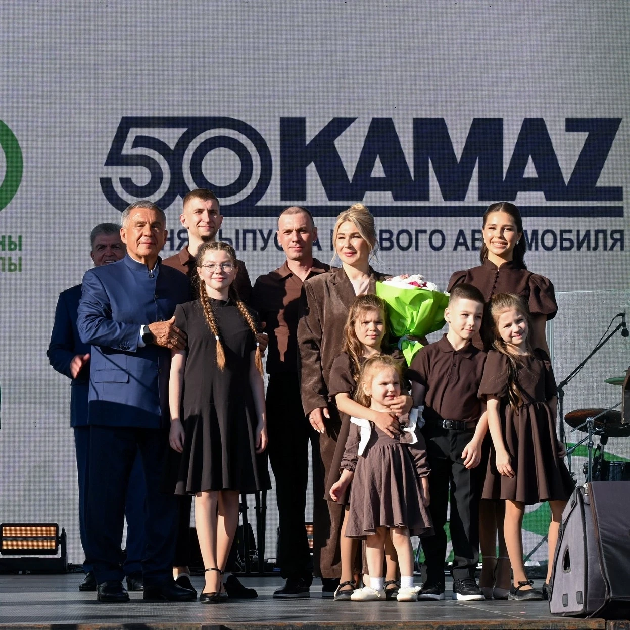 🔥 1710 жительниц нашей республики награждены медалью «Ана даны – Материнская слава»