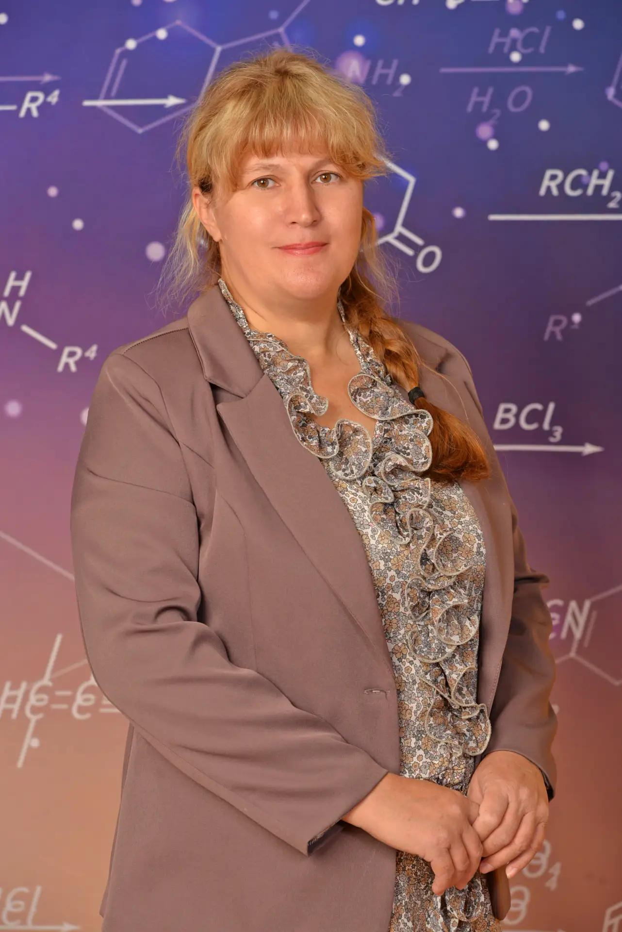 #ИнтервьюСПобедителем

⭐ Пичугина Станислава Витальевна, учитель начальных классов ГБОУ СОШ №69 Кали
