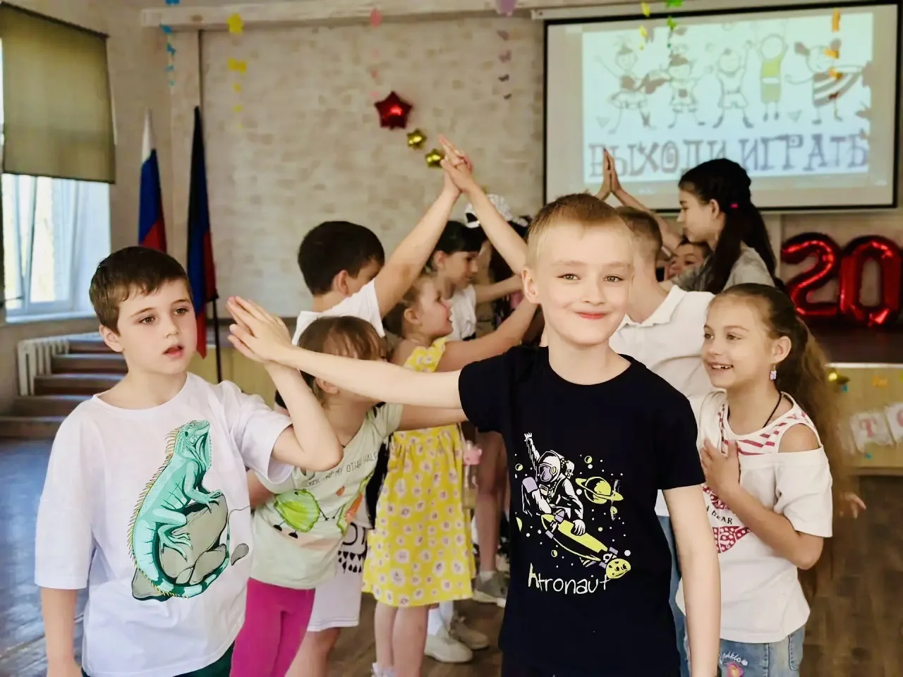 🌟Шестой день на летней площадке досуга «Дружба» прошёл День дружбы🌟

9️⃣ июня в ходе мероприятия у