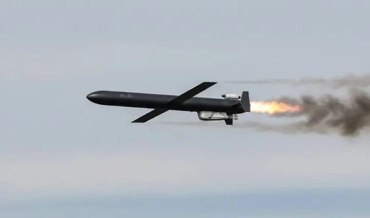 ‼️🇷🇺🇺🇦 Россия начала применять новую модификацию ударного БПЛА «Герань-5», способну...
