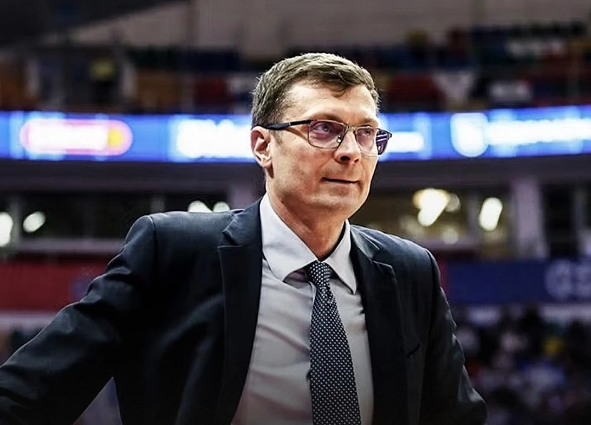 🏀 Саратовский «Автодор» заключил контракт с белорусским тренером

Баскетбольный клуб «Автодор» закл