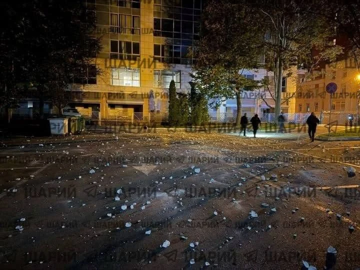 В Днепре повторно атаковали бизнес-центр, в котором размещен офис «Опендатабот».