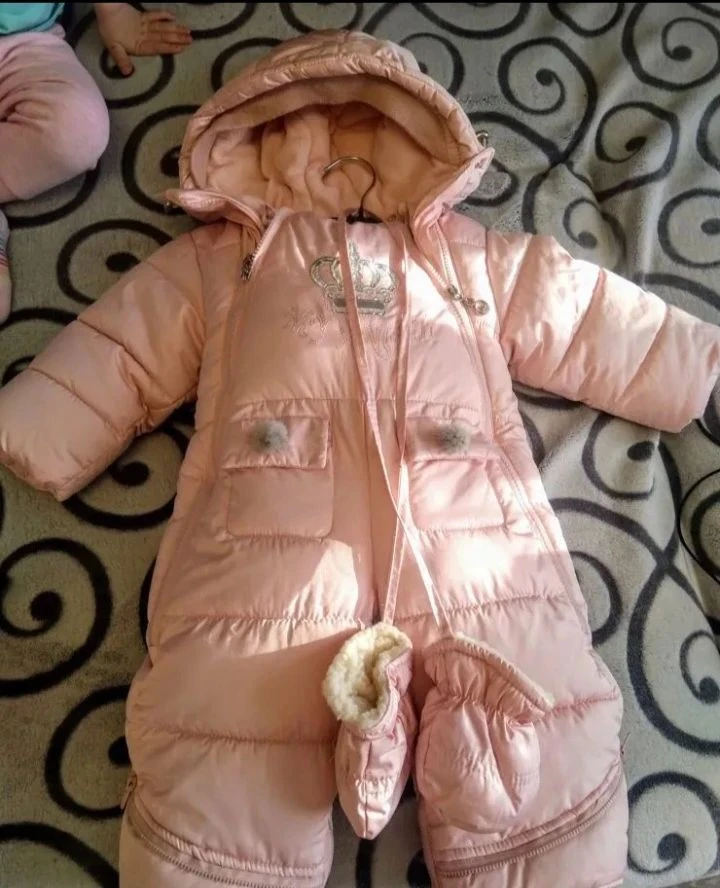 Продам зимний комбинезон Baby Moses в идеальном состоянии, размер 74-80 см. Очень краси...