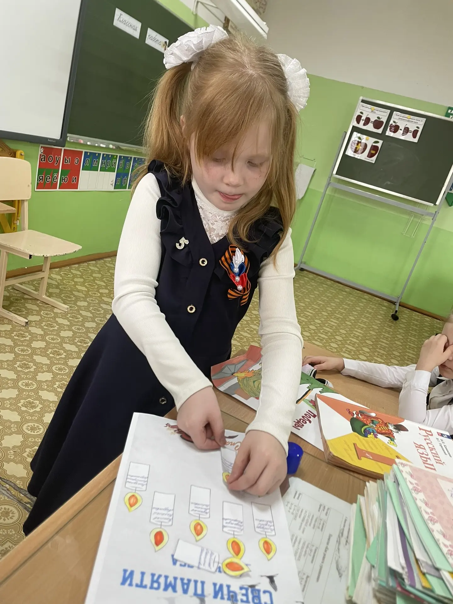 Сегодня особенный день для нашей школы – мы открыли Неделю Победы! Это время, когда мы вспоминаем и 