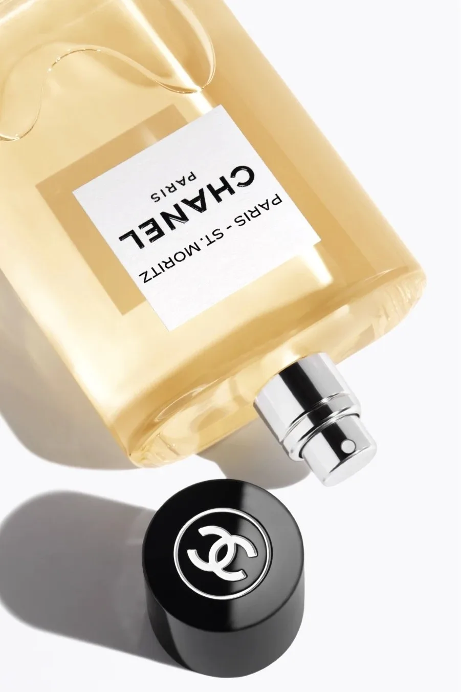Совершенно тихо и незаметно у Chanel вышел новый аромат в линейке Le Eaux de Chanel. Pa...