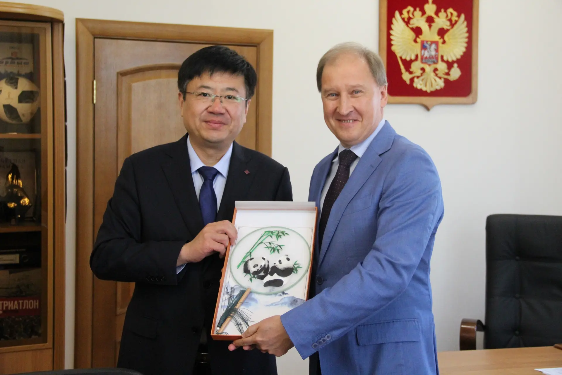 Сегодня наш вуз посетили представители Китайской Народной Республики 🇷🇺🤝🇨🇳   Состоялась рабочая встр