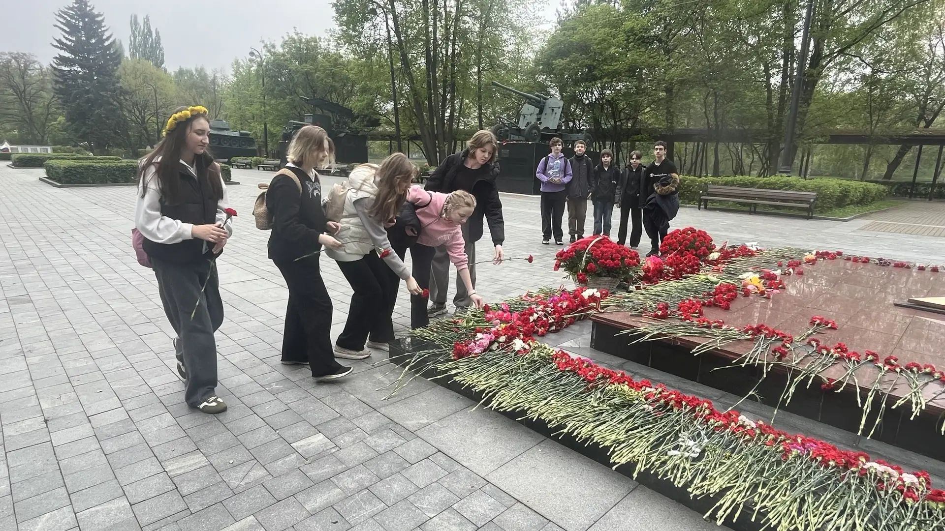 🇷🇺 По дорогам памяти: поход ко Дню Победы  В честь Дня Победы наша команда отправилась в познаватель