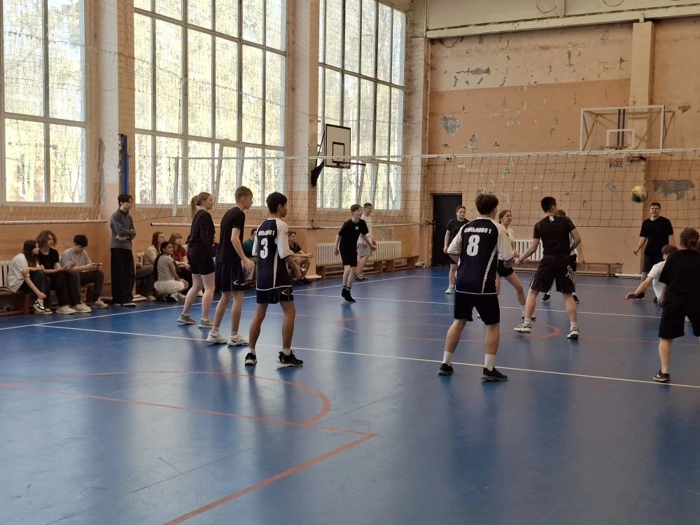 🏓 Спортивный финал Недели китайской культуры: пинг-понг и волейбол! 🏐    28 марта стал ярким заверша