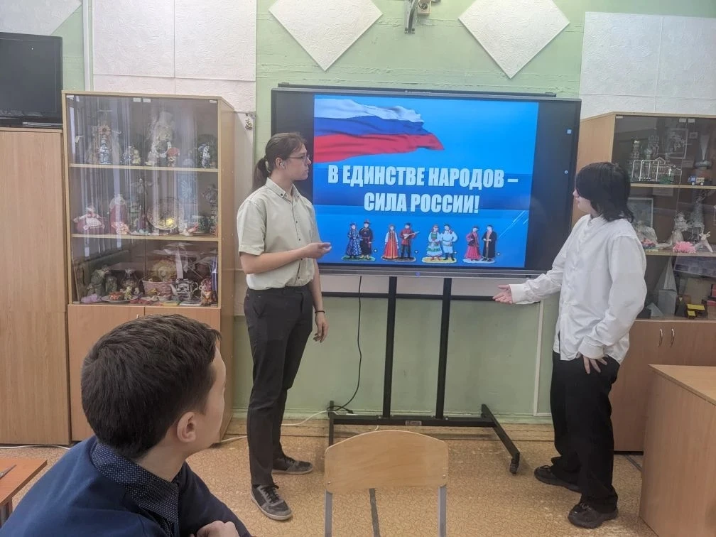 ➡ ВСЕРОССИЙСКИЕ УРОКИ МУЖЕСТВА  📖 В период с 20 по 26 апреля 2026 года в общеобразовательных организ