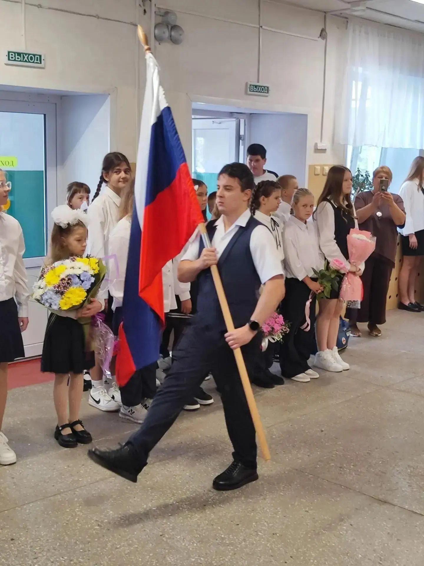 1 сентября в нашей школе состоялся праздник, с которого начинается новый учебный год!