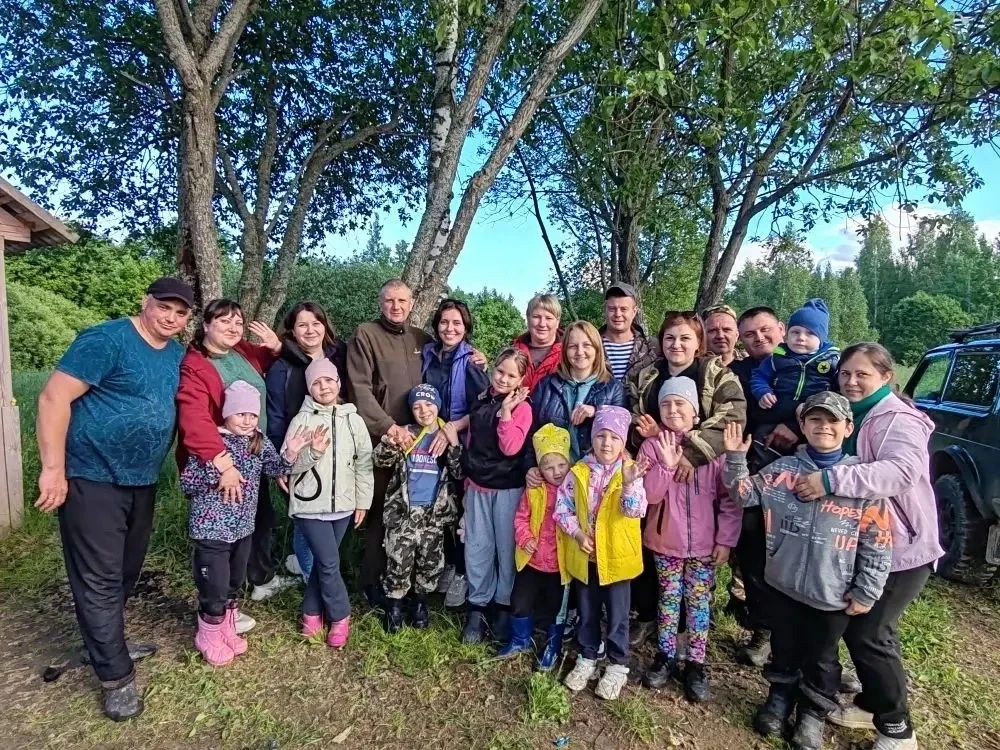 🌲🐾 30 мая наши первоклассники вместе с родителями и классным руководителем Симочкиной Татьяной Ива