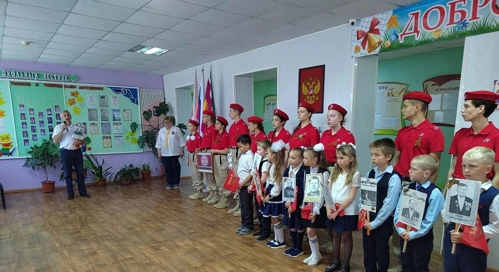 В преддверии 81-й годовщины Победы над фашизмом наша школа в полном составе собралась н...