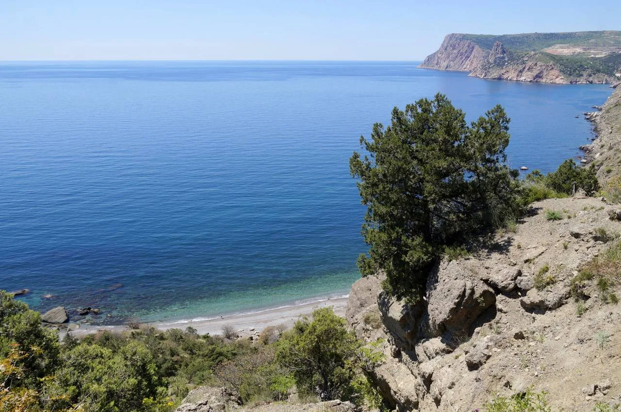⛰️ Прогулка по Большой Севастопольской тропе из Балаклавы до Резервного - поход одного дня.

🌊 Неве