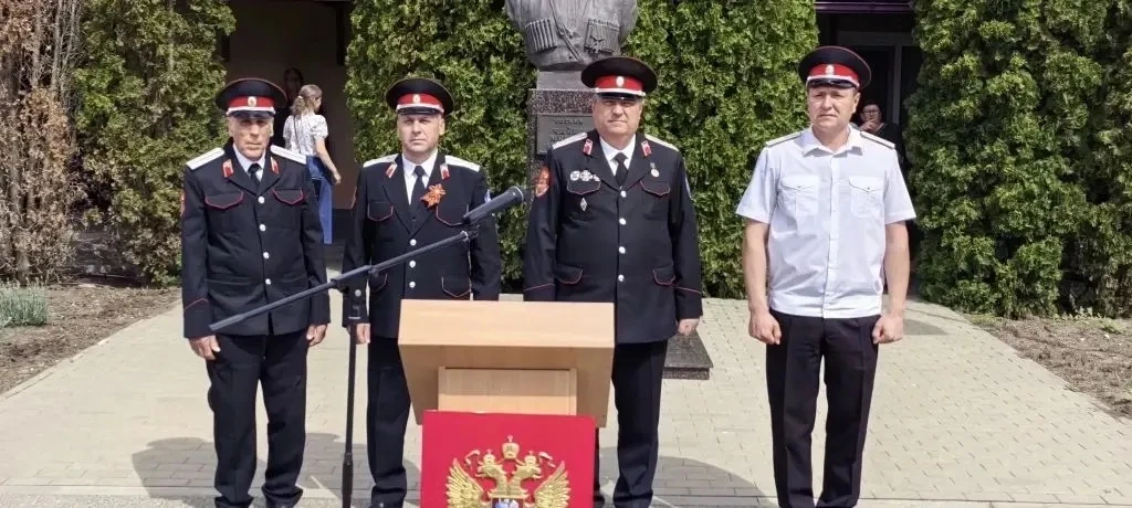 🔔Последний звонок прозвучал сегодня и в Бриньковском казачьем кадетском  корпусе имени сотника М.Я. 