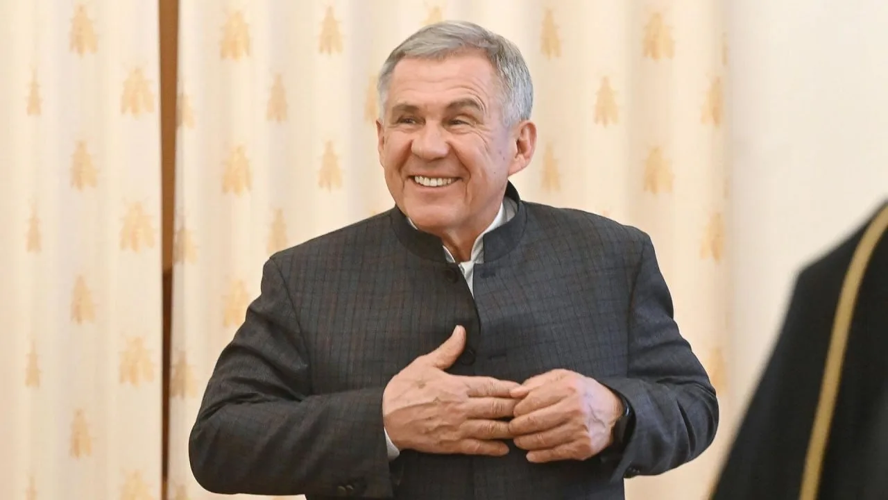 🇷🇺  Рустам Минниханов занял первое место в медиарейтинге глав ПФО в мае.

В прошлом месяце раиса у