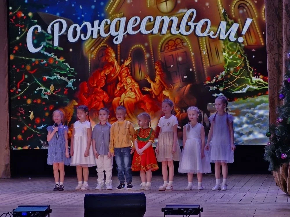 Рождество - не только христианский праздник, но и один из самых добрых, тёплых, душевны...