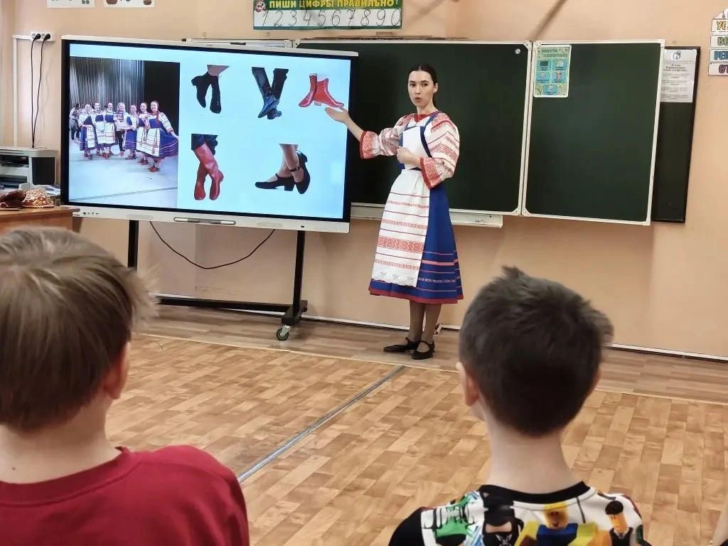 В рамках мероприятий по профориентации для учащихся 3" Ж" класса была проведена профессиональная про