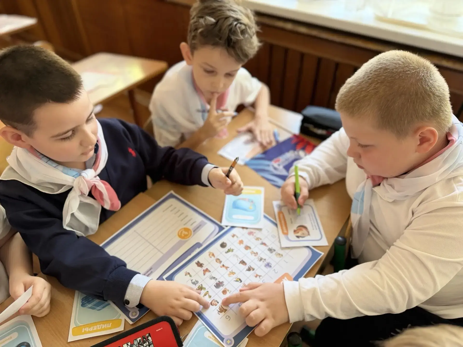 Орлята России: путешествие в Город профессий сквозь километры! 🦅🇷🇺