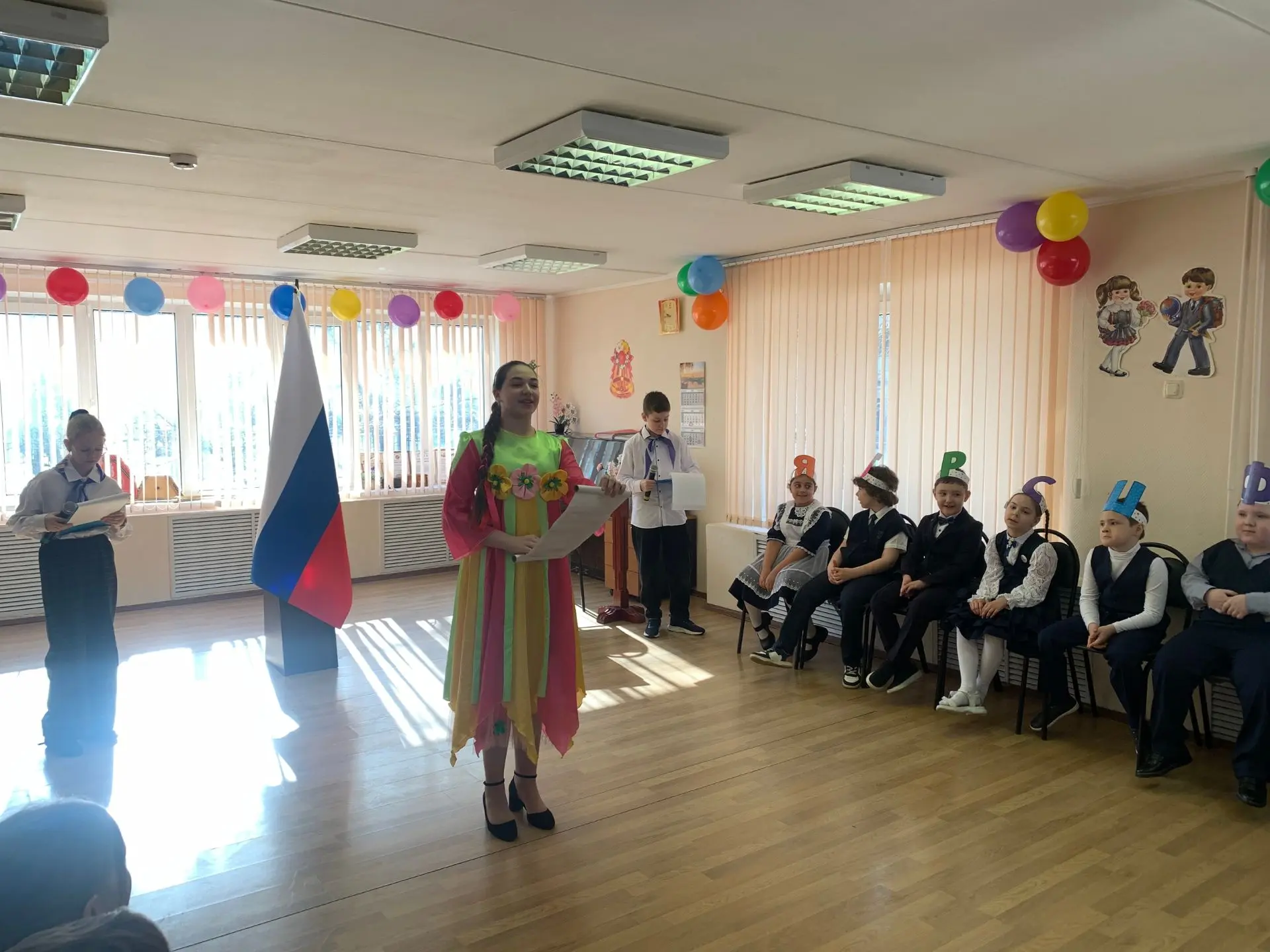 Прощай, Азбука! В первых классах состоялся особенный день.   📍Молдагуловой, 30Б  Теперь перед юным ч