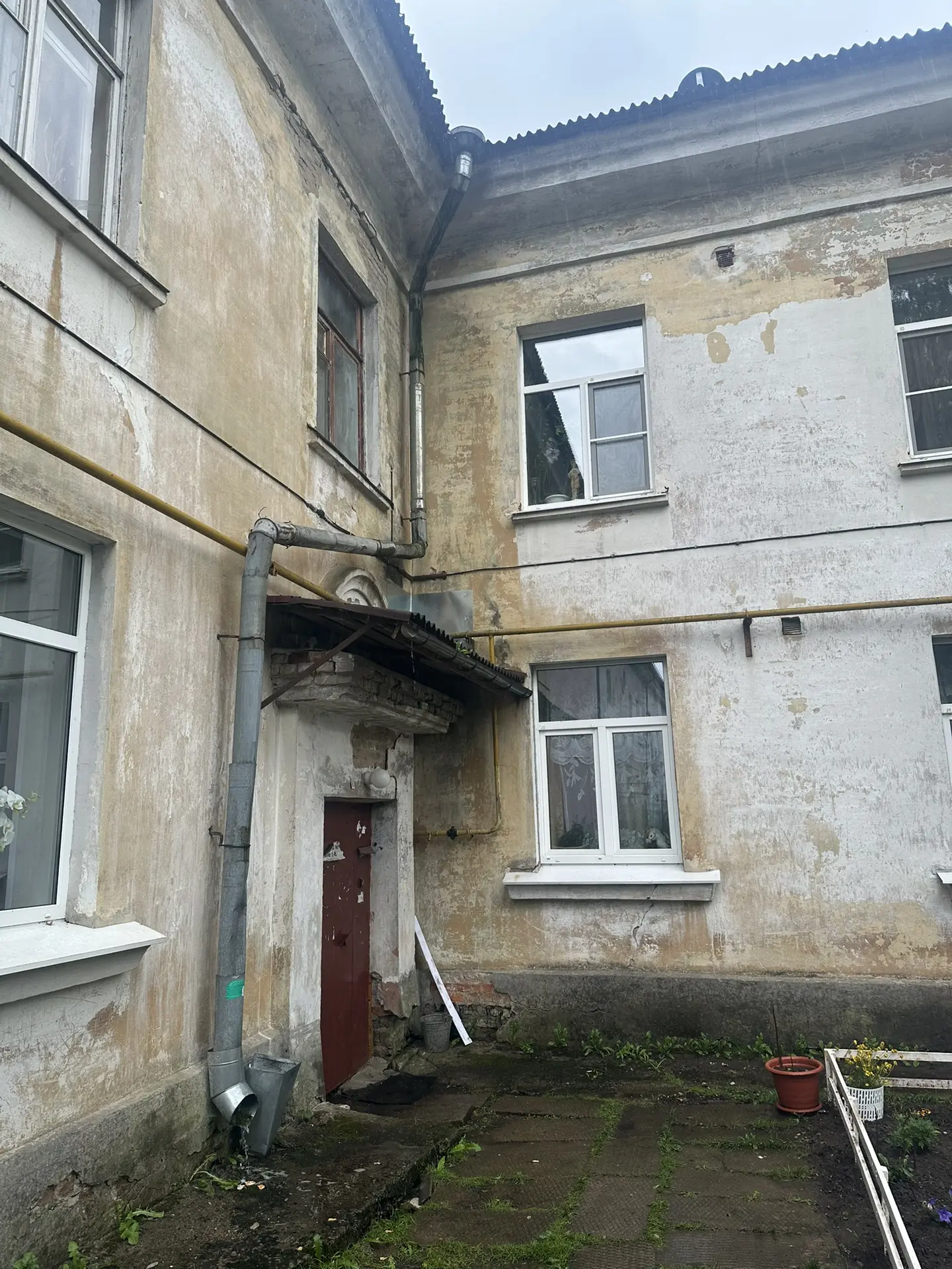 🏠Управляющей компании проведены работы по очистке системы водоотведения (водосточных т...