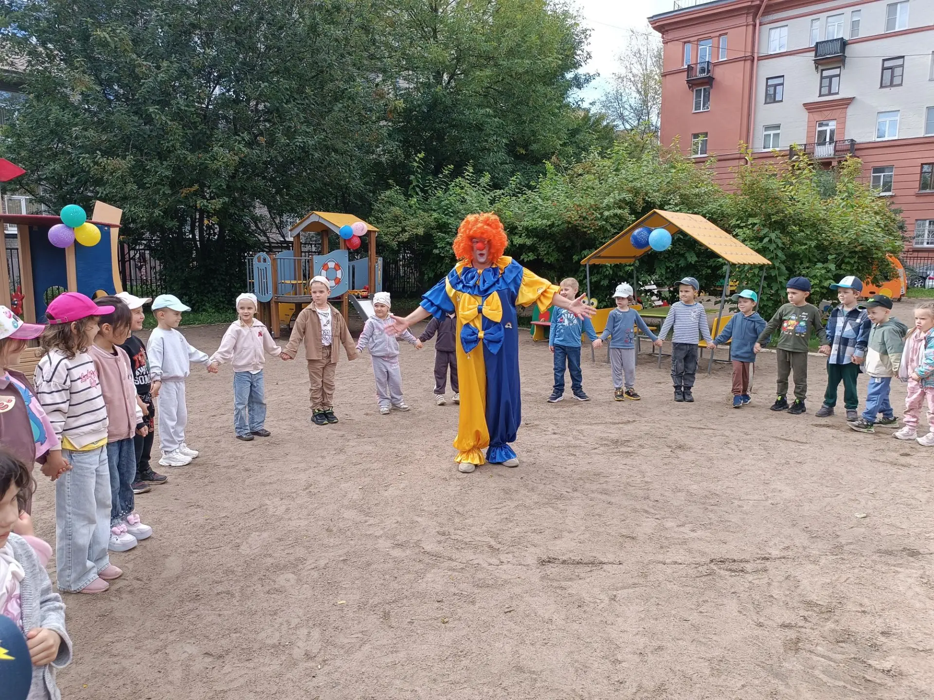 Тема: День знаний или здравствуй, детский сад!