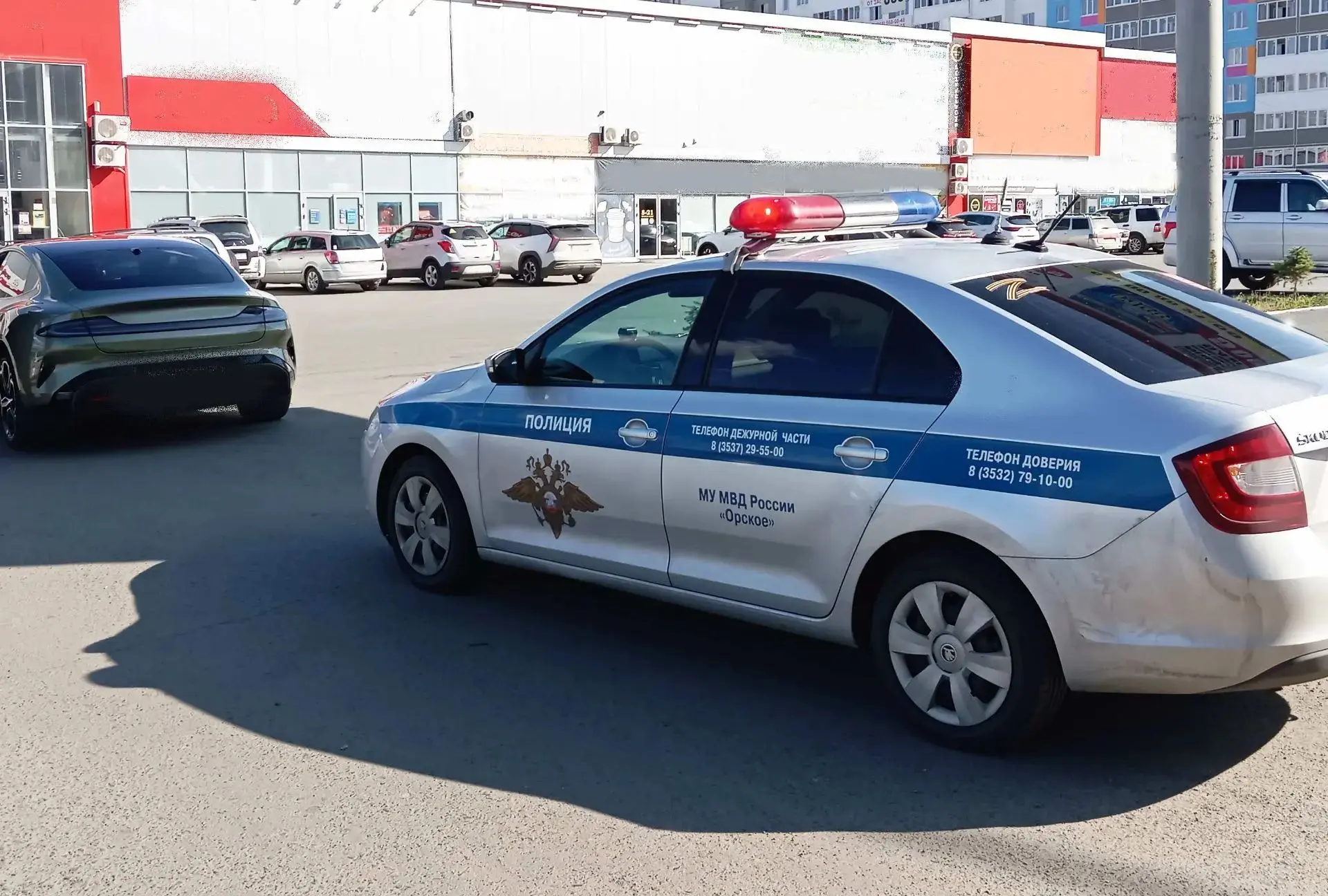 Имеет ли право инспектор ГАИ останавливать для проверки документов? Подробнее https://c...