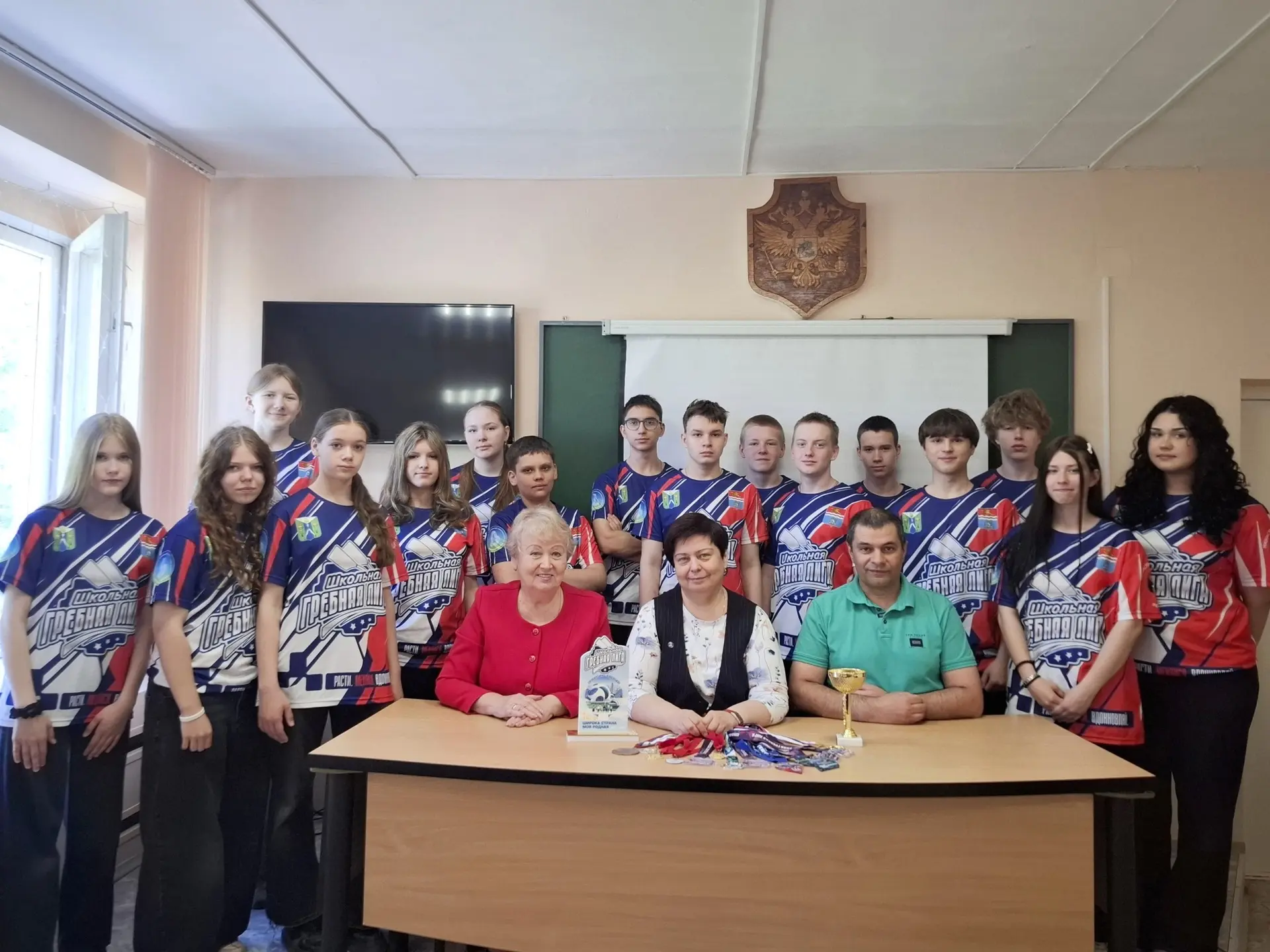 Сегодня участники Всероссийского спортивного проекта «Школьная  гребная лига» побывали на торжествен