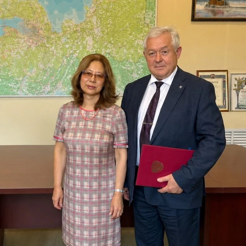 🎉 Сегодня свой профессиональный праздник отмечают работники МФЦ!