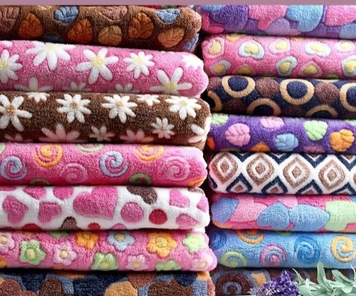 Толстовка — это не только футер! Раскрываем тренды сезона 🧵