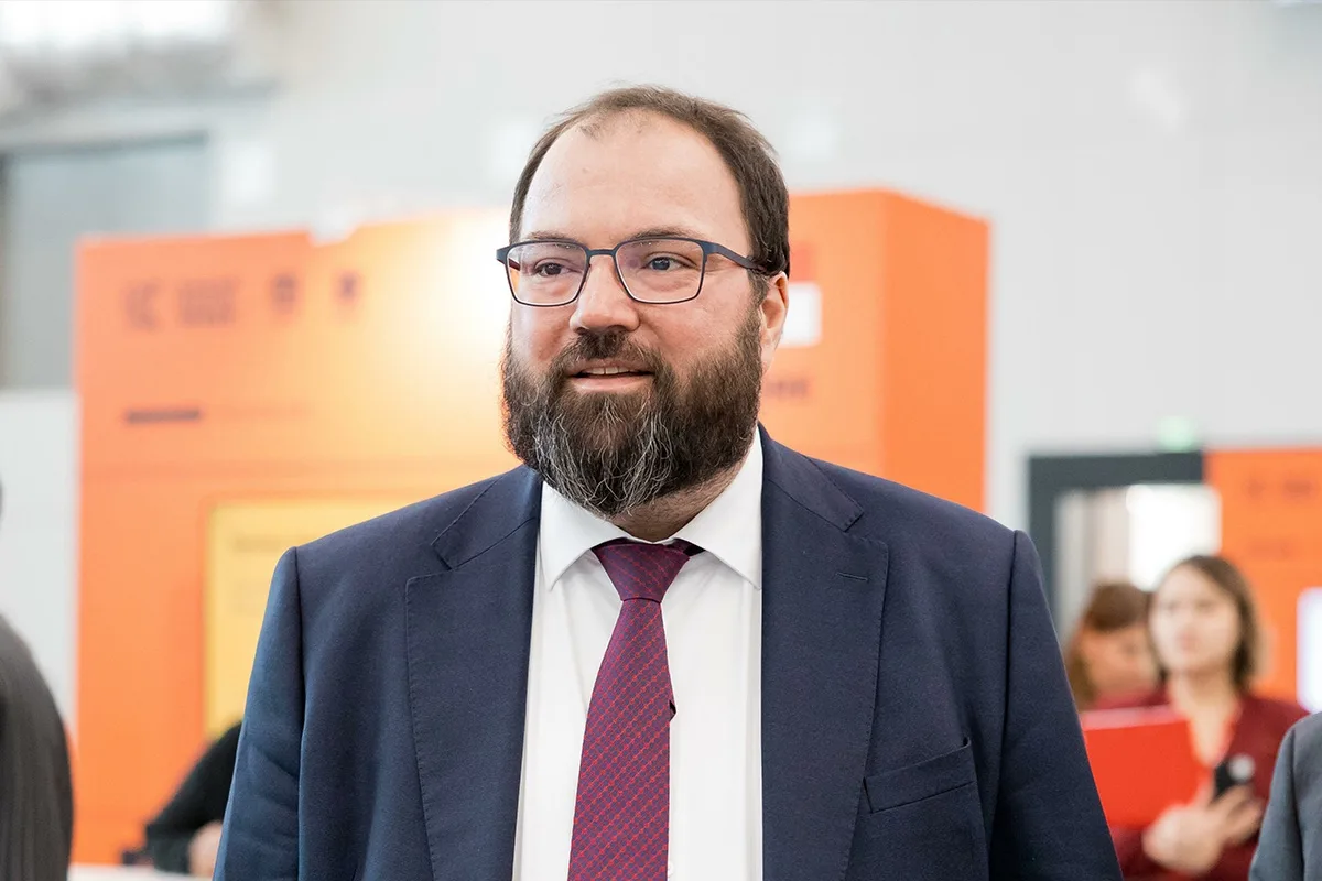 Мессенджер «Макс» останется с нами навсегда

Такой прогноз россиянам дал глава Минцифры Максут Шадае