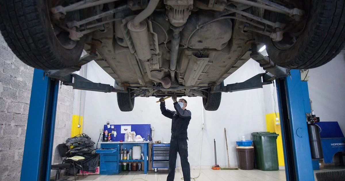 🚗💥 Контрафакт полез в святая святых: уже подделывают фары, рейки и ТНВД. Рынок запчастей трещит по ш