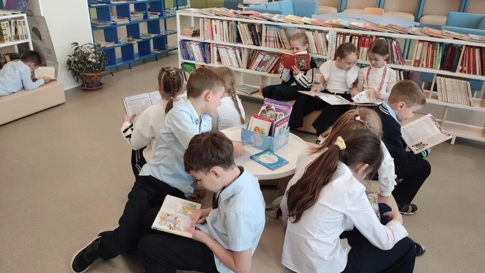 📚 Библиотечные истории  На прошлой неделе в библиотеке было наполнено атмосферой открытия и знаний. 