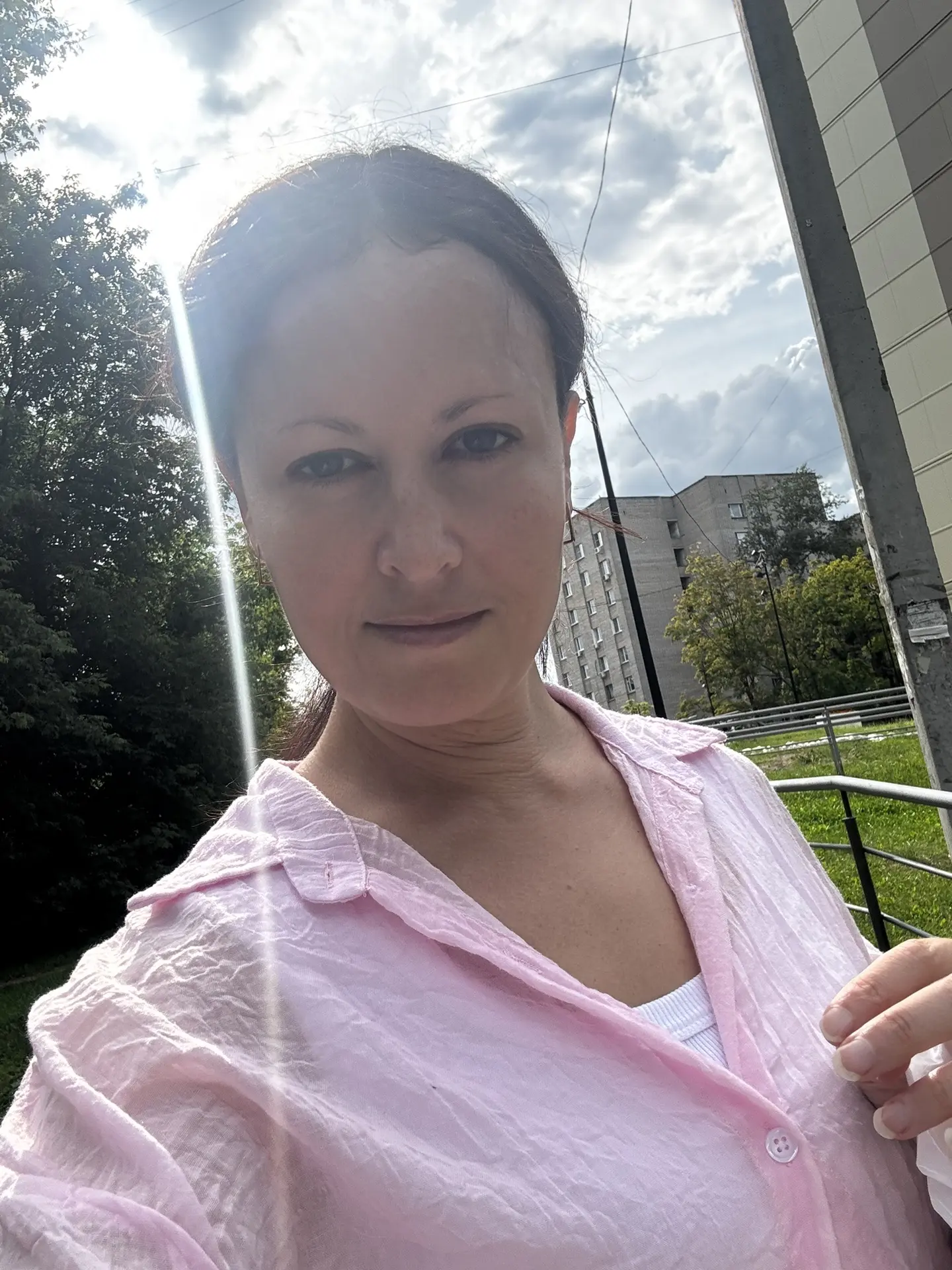 Иду от стоматолога. Видок так себе, самоощущение и самочувствие такие же. Впервые от анестезии такое