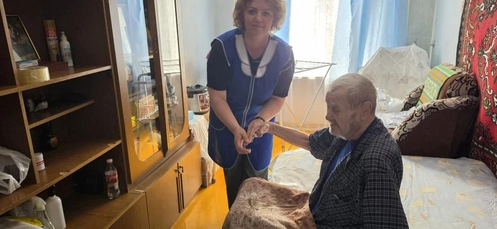 Социальный работник – это профессия, в которой находят себя люди с особой душевной орга...