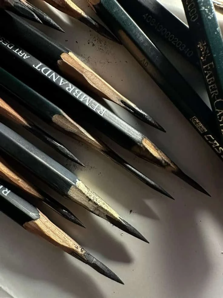 ✏️ Почему карандаш называют карандашом?