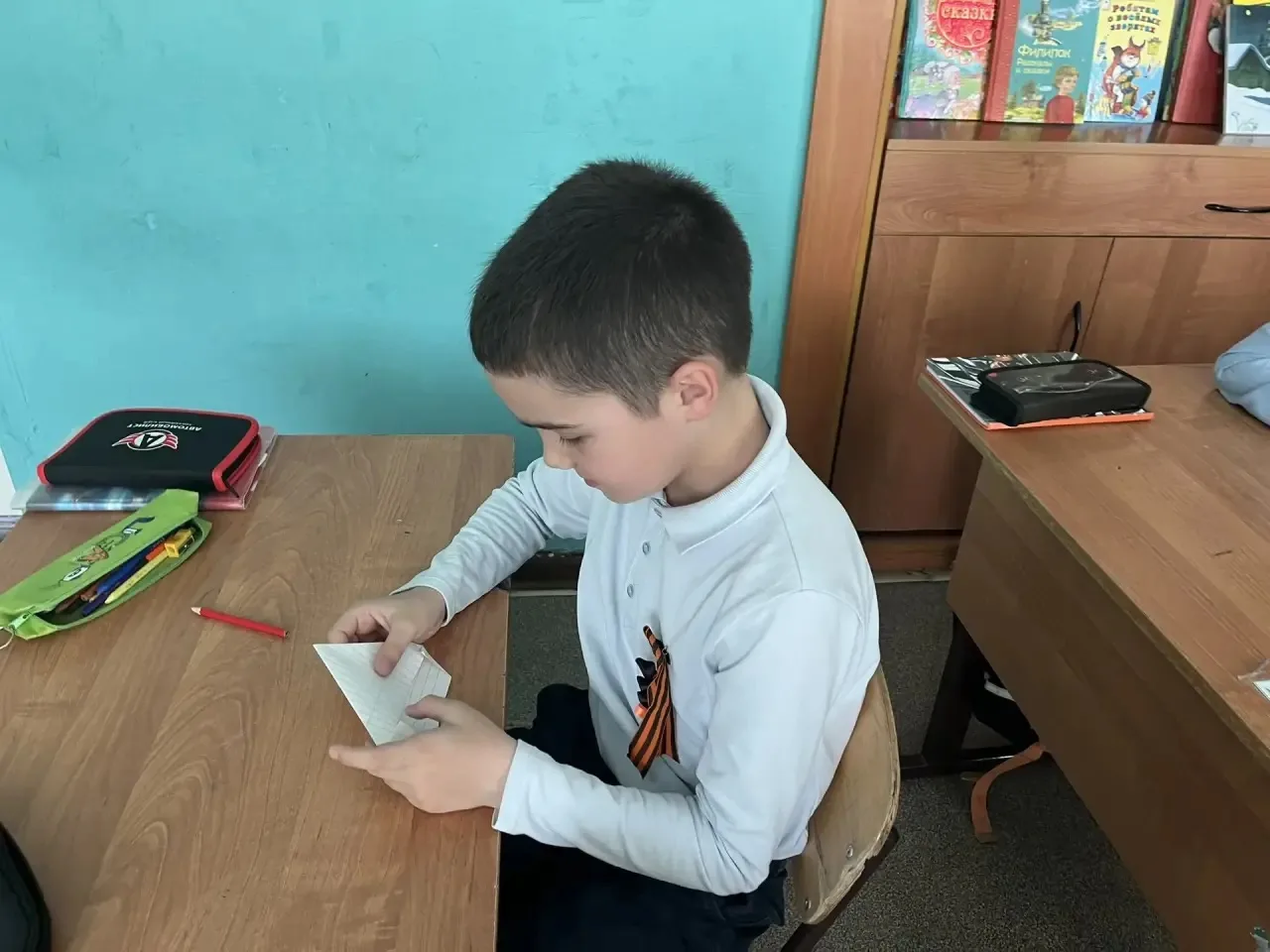 ✉️ТРЕУГОЛЬНЫЕ ПИСЬМА✉️  📕На прошлой неделе у ребят из 2Г прошёл по-настоящему интересный и необычный
