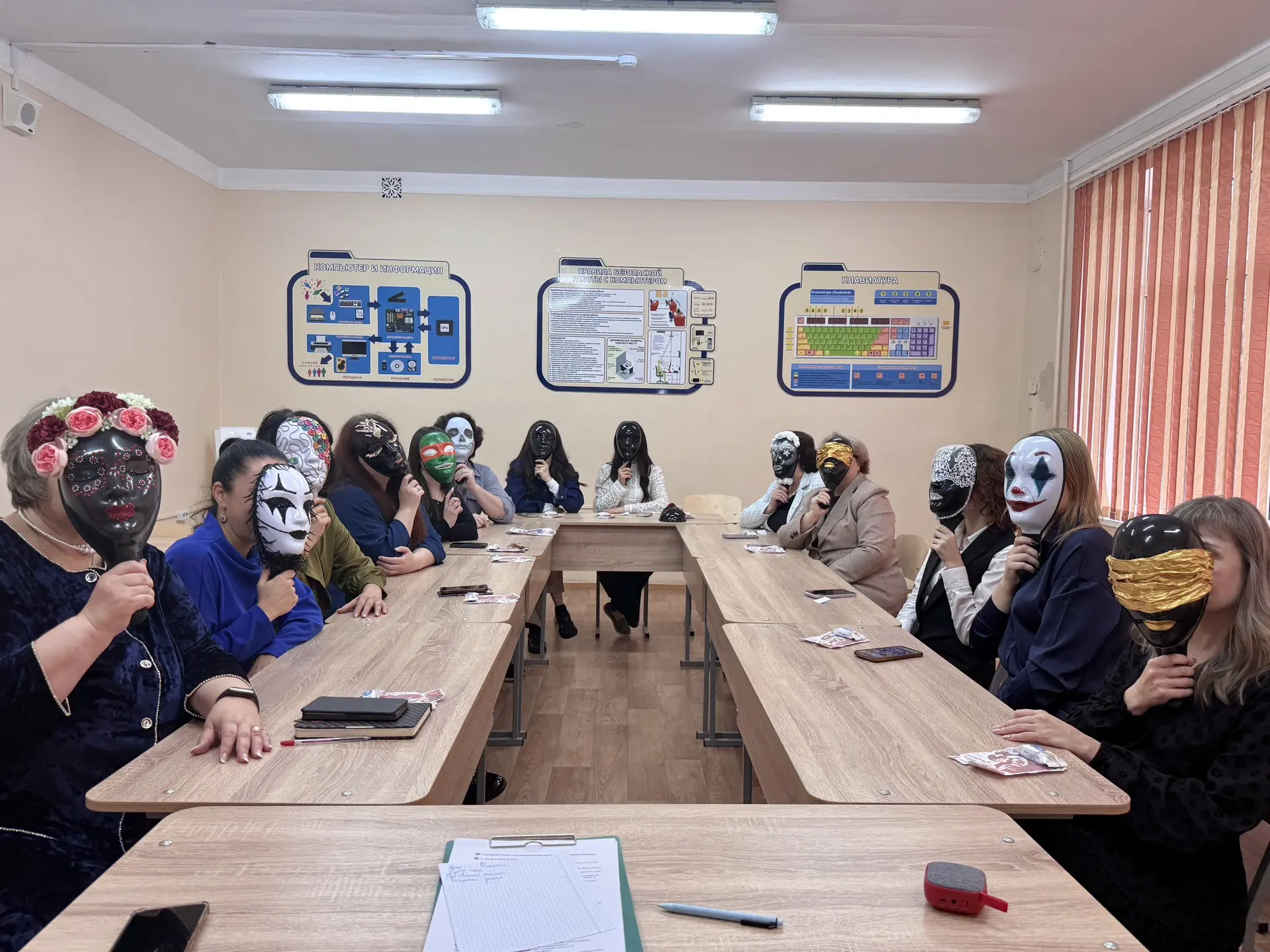 🎭 Учителя казачьей школы №19 сыграли в «Педагогическую мафию» — и это было незабываемо!