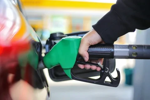 ⛽️ Секретный режим заправочного пистолета: как водителей обманывают прямо у бензобака. ...