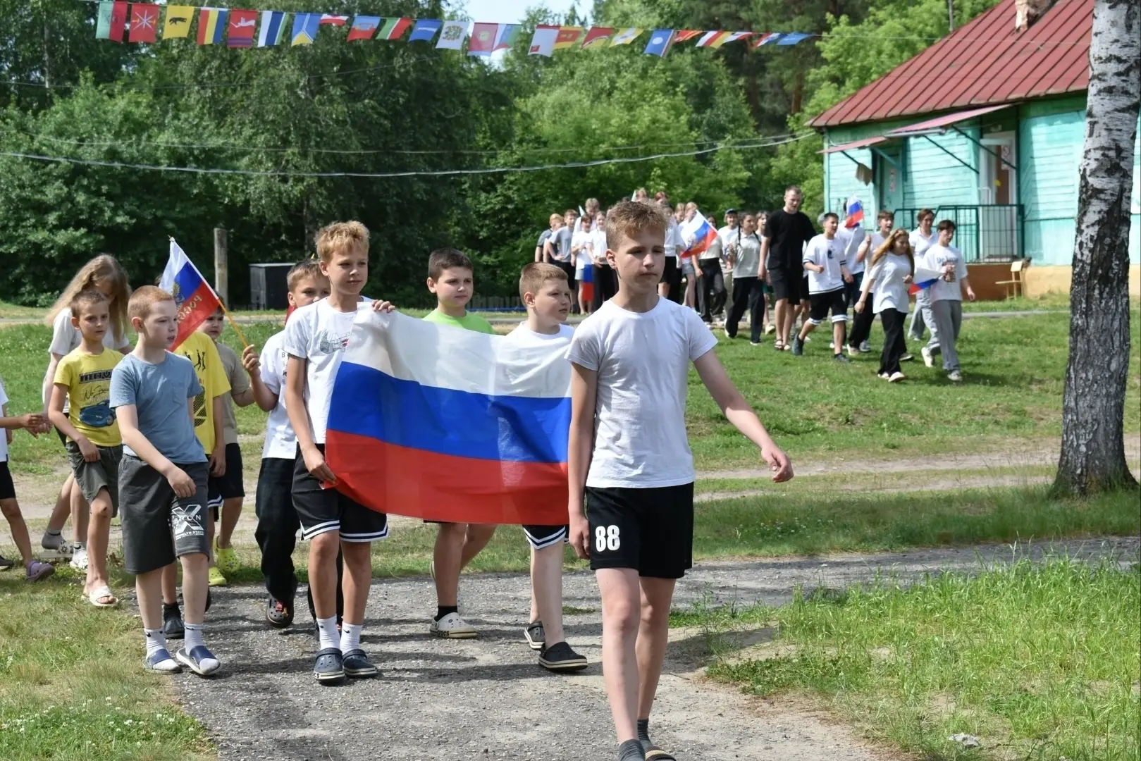 В МОРШАНСКИХ ЛАГЕРЯХ ОТМЕТИЛИ ДЕНЬ РОССИИ ВМЕСТЕ С ЮНЫМИ ГОСТЯМИ ИЗ ЛНР