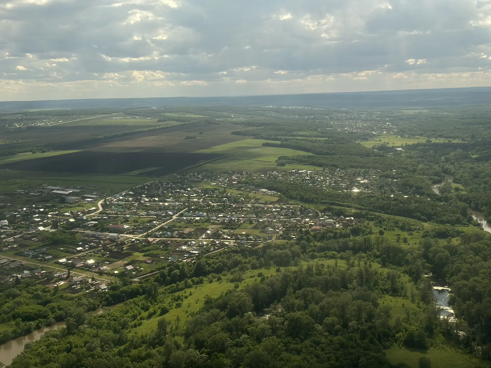 Летим домой. В Башкортостан 

🏡 Дом там, где тебя любят и ждут.

Кто-то родился здесь. Кто-то прики