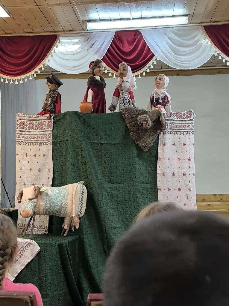 ☀11 июня в лагере "Родничок" прошёл под девизом "Орлёнок-патриот".