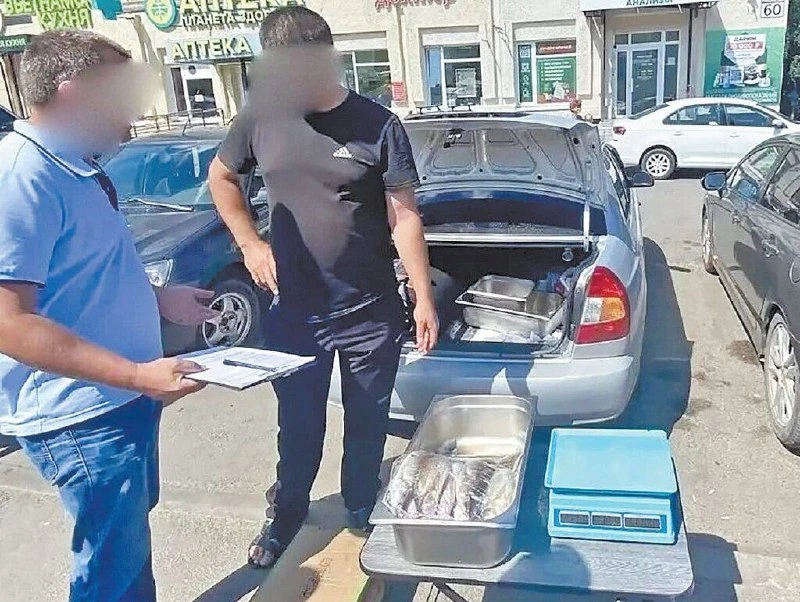 В Ульяновске проходят рейды против несанкционированной торговли — в них участвуют полиц...