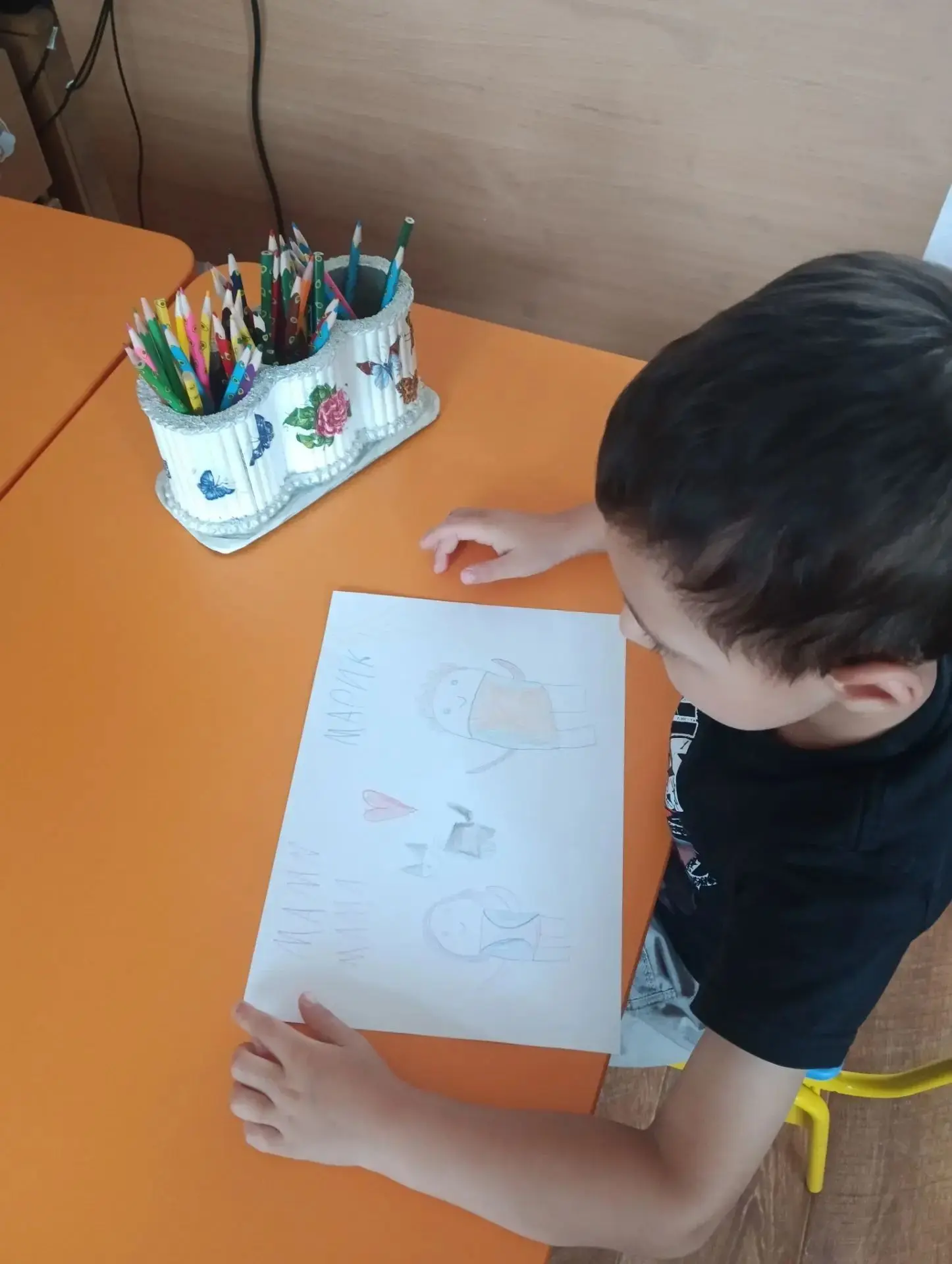 Какой замечательный день — День домашних питомцев в нашем саду! 🌟
Чтение стихов А. Барто, аппликаци