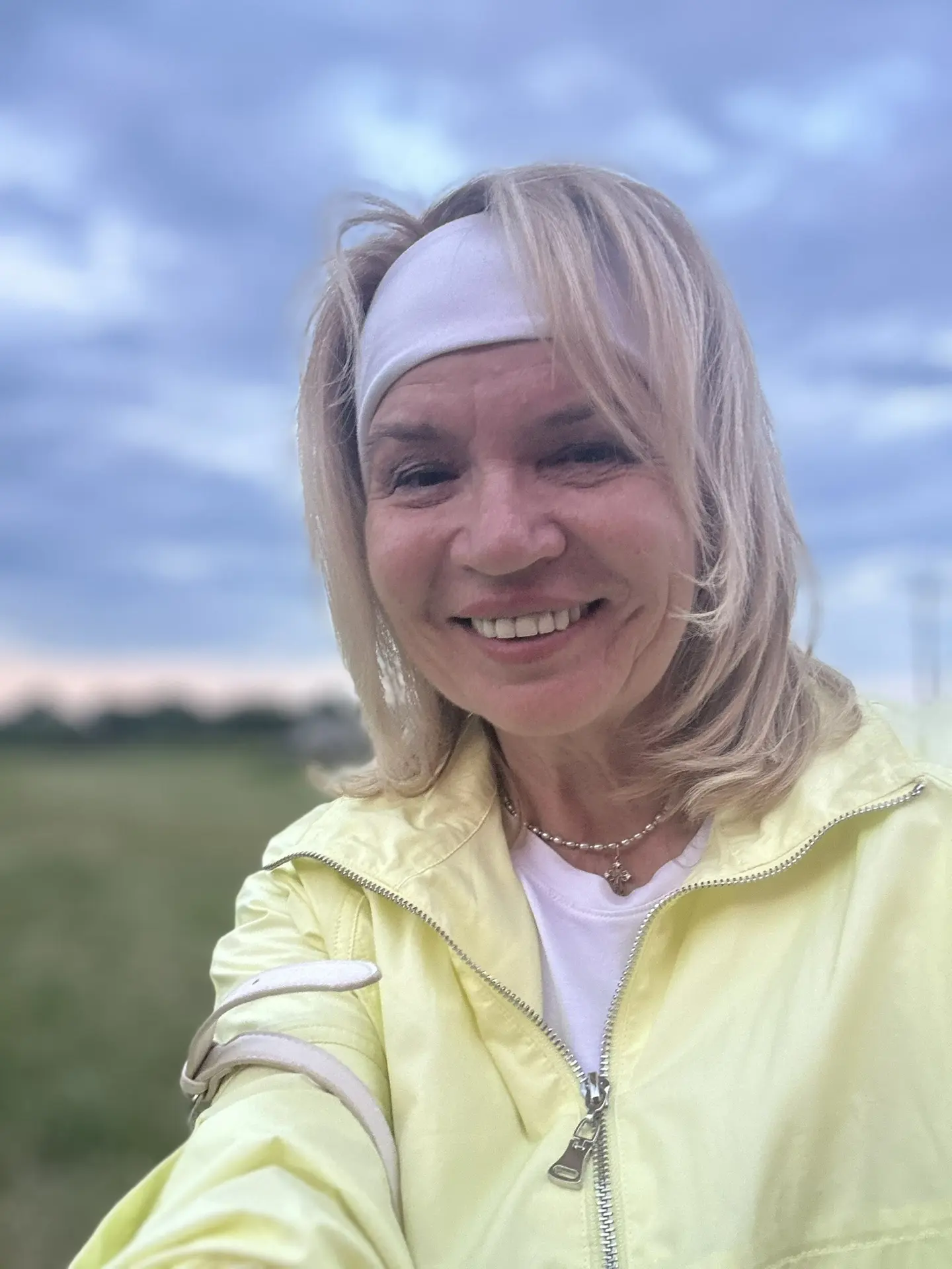 День силы

Сегодня у меня день спорта. Вернее, у всей нашей семьи! Кто выступает, кто «болеет» за вы