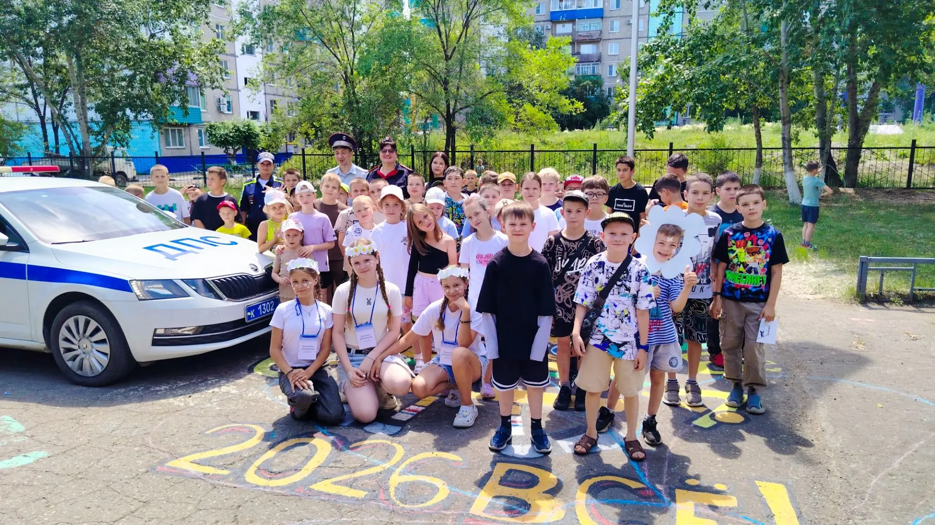 🚦Знать ПДД — это круто, а повторить их с настоящими инспекторами — еще круче!
К нам в гости на смен