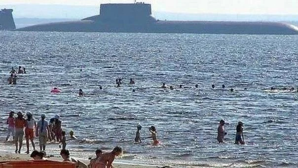«Дмитрий, подвинься, ты солнце загораживаешь!»