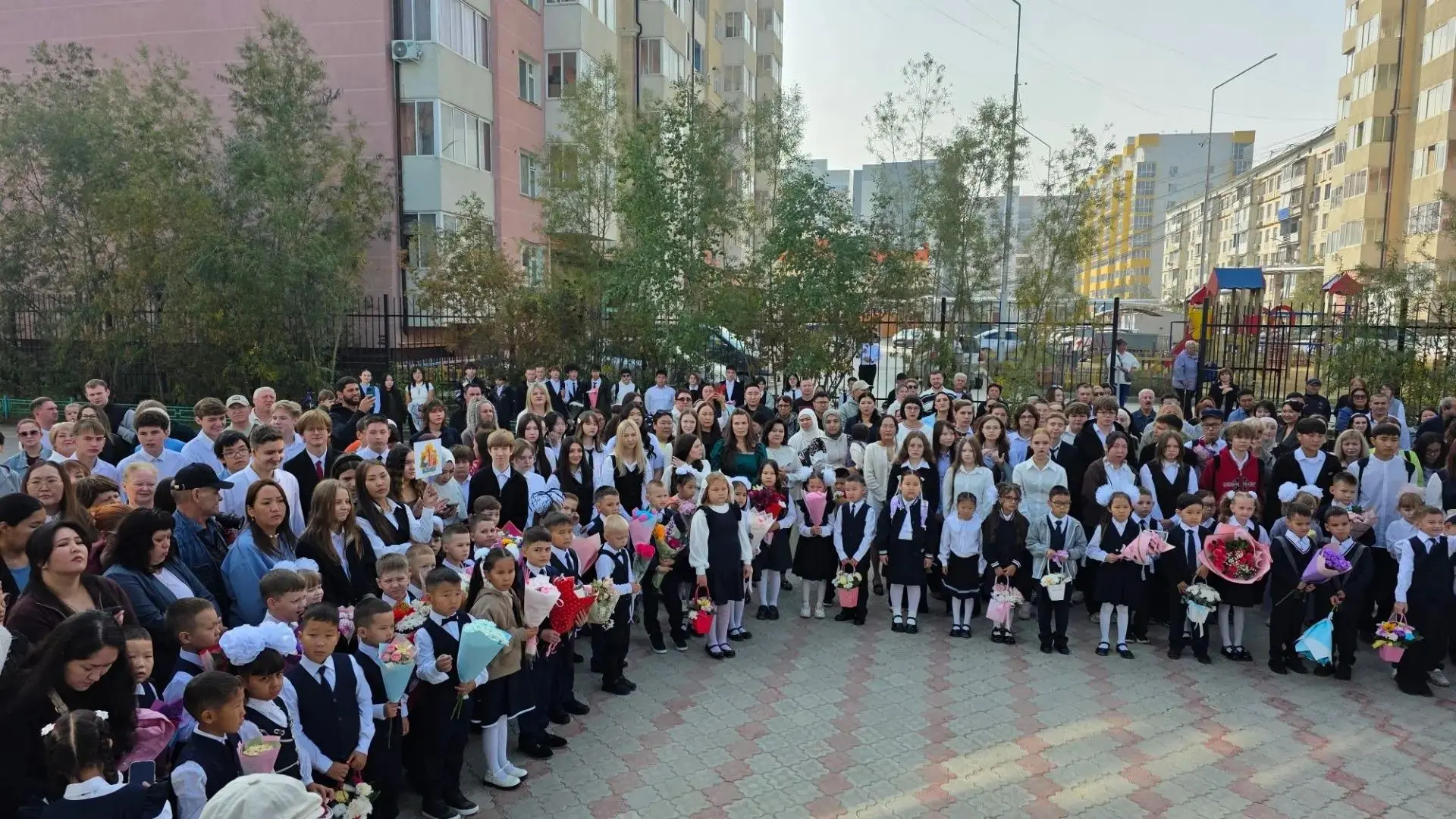 Первый день осени в нашей школе прошел по-особенному ярко и торжественно! 🔔 Мы дружно ...